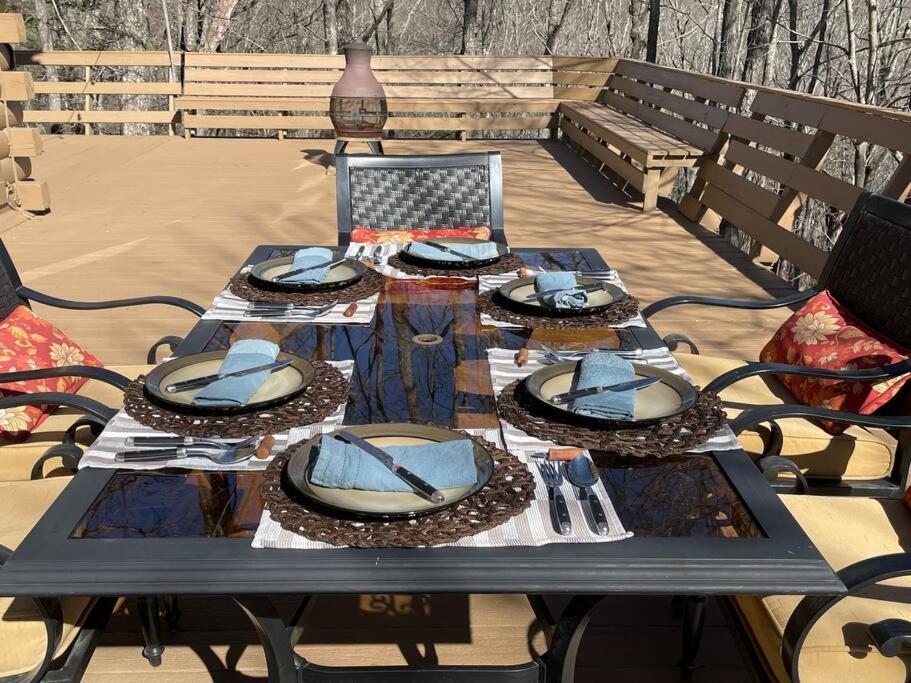 Blue Ridge Bliss- Spacious Cabin, Pets, Hot Tub! Екстериор снимка