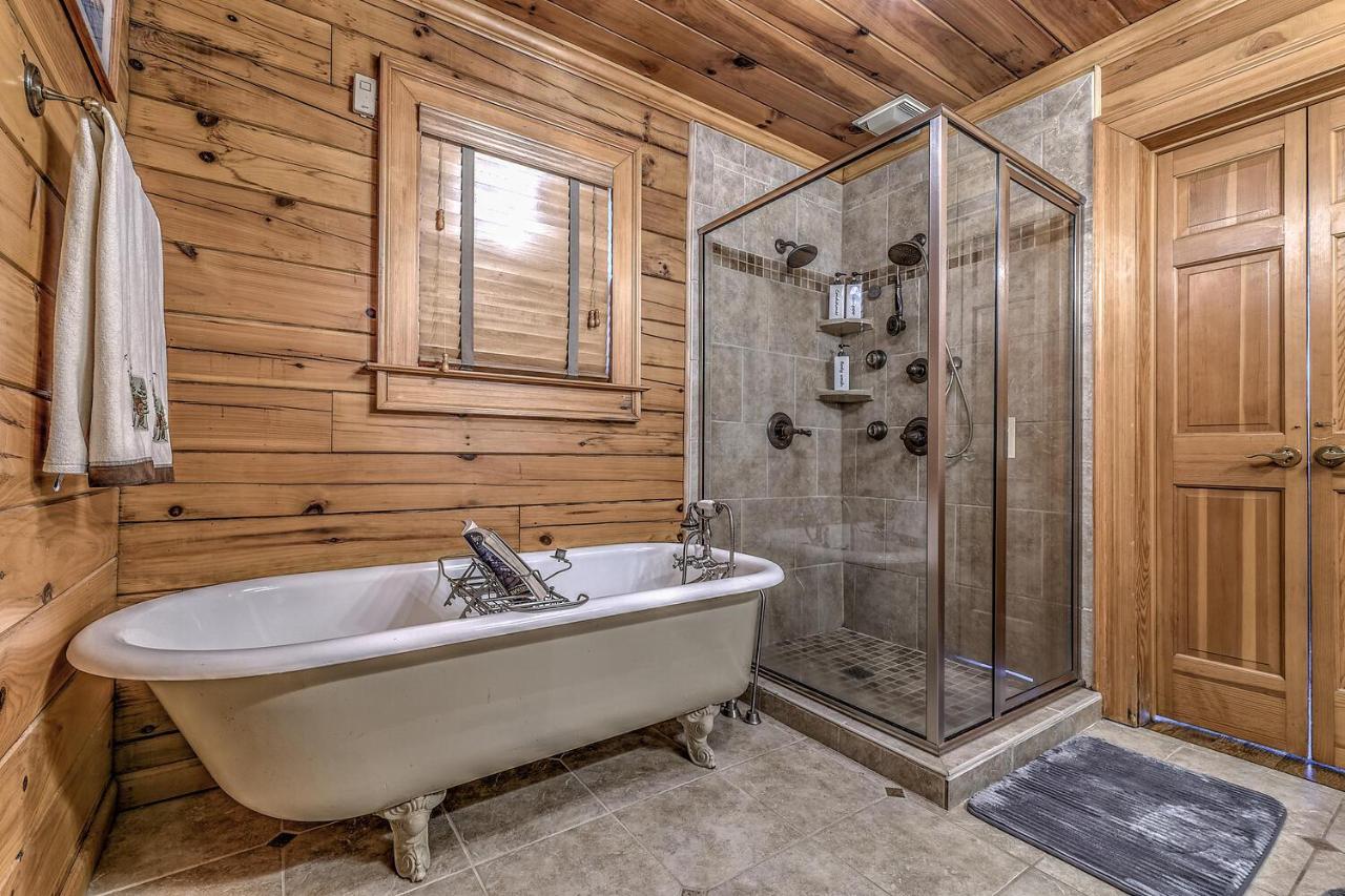 Blue Ridge Bliss- Spacious Cabin, Pets, Hot Tub! Екстериор снимка